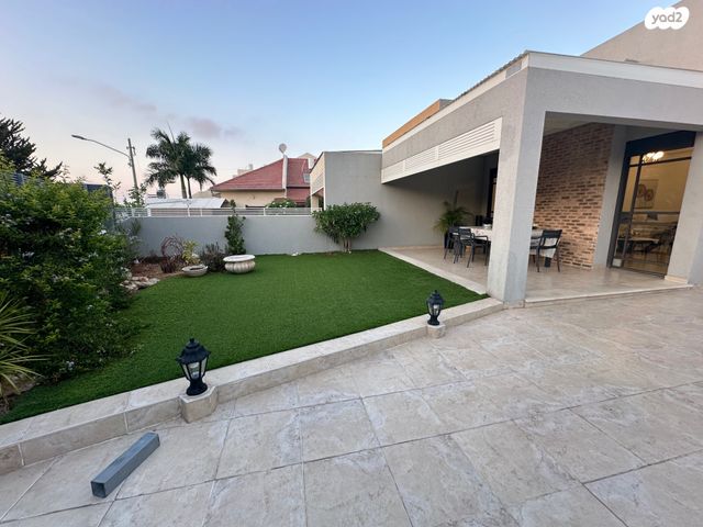 בית פרטי/ קוטג', גן יבנה