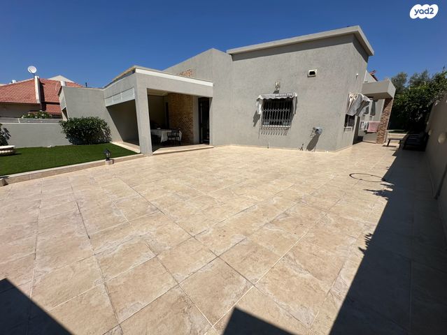 בית פרטי/ קוטג', גן יבנה