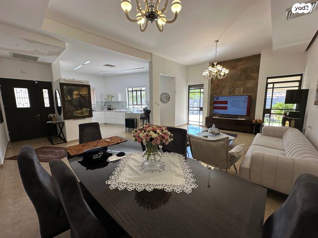 בית פרטי/ קוטג', גן יבנה