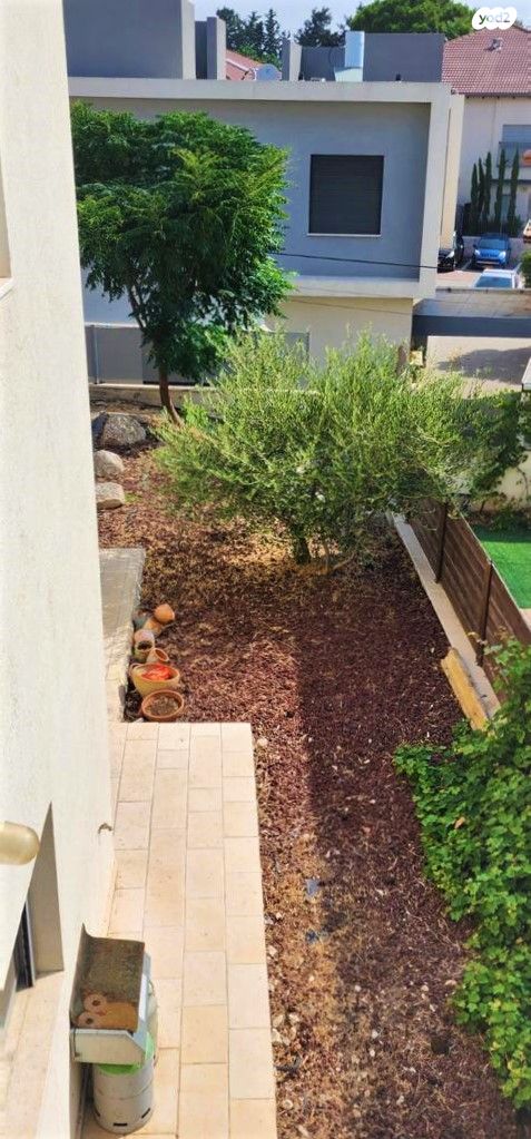 דו משפחתי, רמת ישי