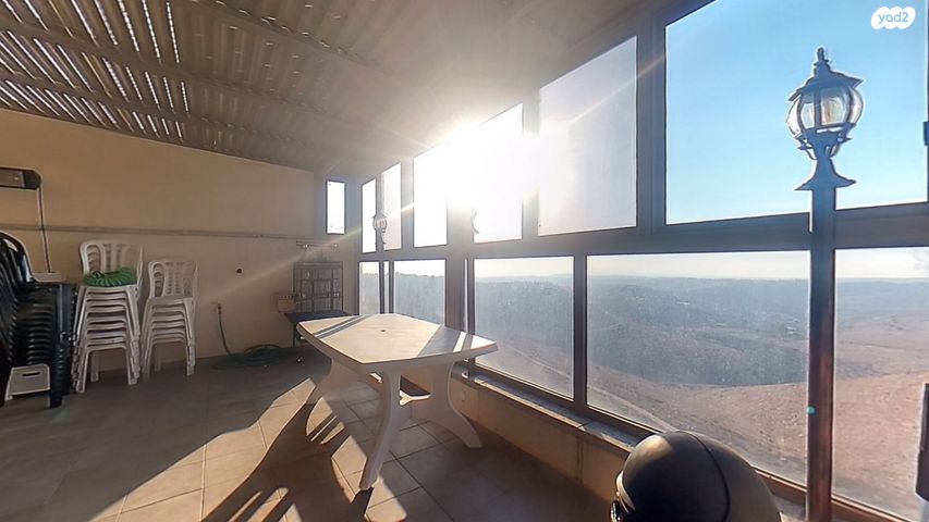 דירה, ענבר 77, נעלה