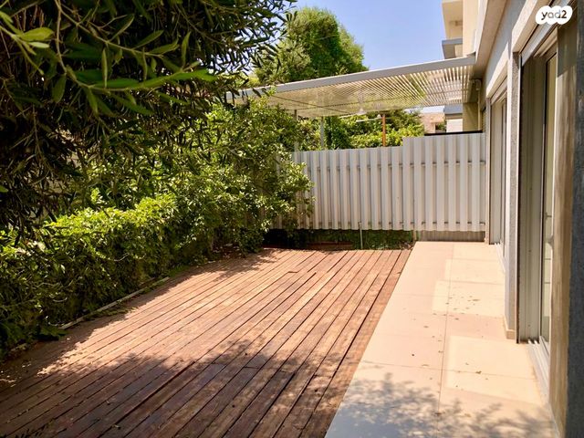 דו משפחתי, רמת ישי