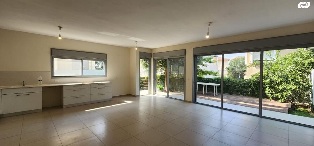 דו משפחתי, רמת ישי