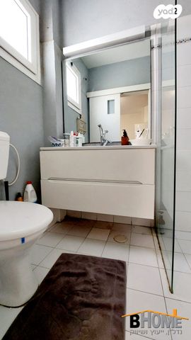 דירה, הדולב 22, צורן, קדימה צורן