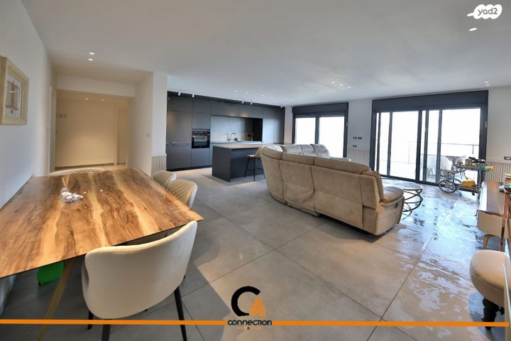 גג/ פנטהאוז, שדרות ארזים, סביוני ים, קרית ים