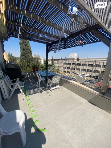 דירה, חזקיהו המלך, קטמון הישנה, ירושלים