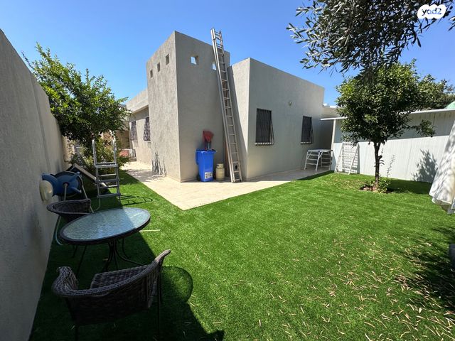 בית פרטי/ קוטג', גן יבנה