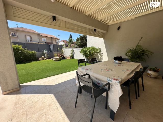 בית פרטי/ קוטג', גן יבנה