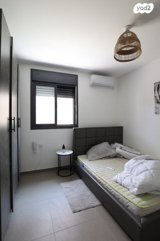 דירת גן, עמק חפר, מודיעין מכבים רעות