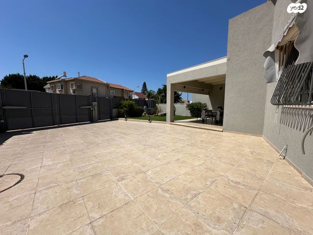 בית פרטי/ קוטג', גן יבנה