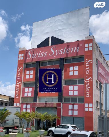 בוסי סנט ג'ורג' 