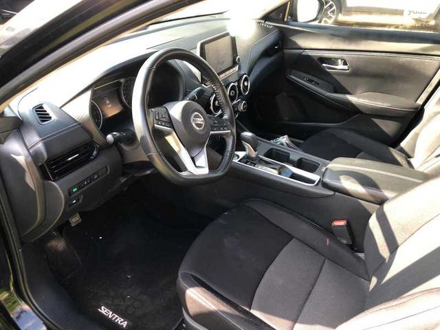 ניסאן סנטרה
