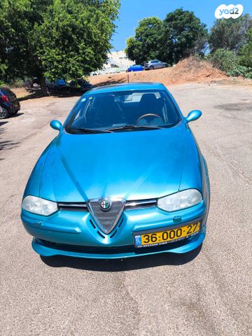 אלפא רומיאו 156