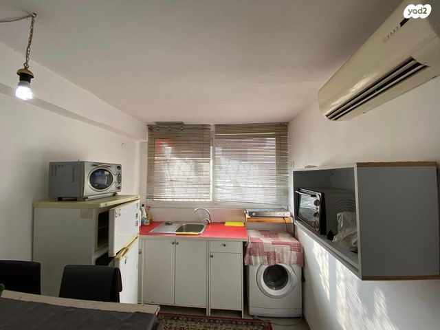 שמעון בר גיורא 16