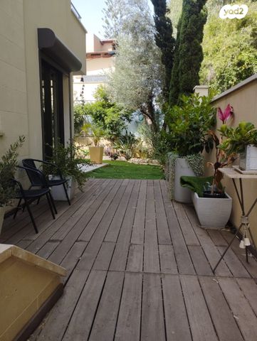 בית פרטי/ קוטג', מפדה אזרחי, חולון