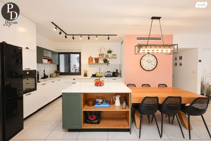 דירה, אהבת אדם, שרונה, כפר יונה