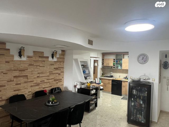 דירה, השקד, נהריה