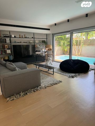 בית פרטי/ קוטג', הרצליה