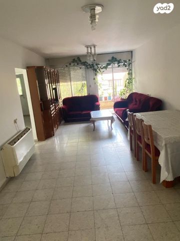 דירה, יהודה לייב פינסקר 45, לב המושבה / מרכז העיר, פתח תקווה