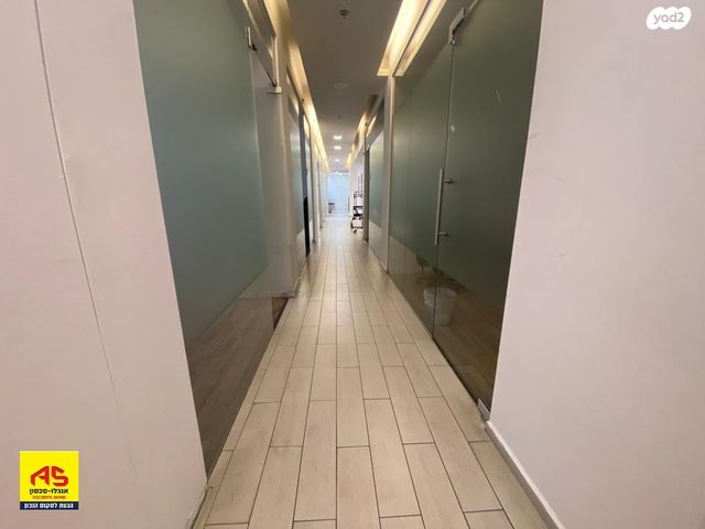 מחסן, קרית שדה התעופה / איירפורט סיטי