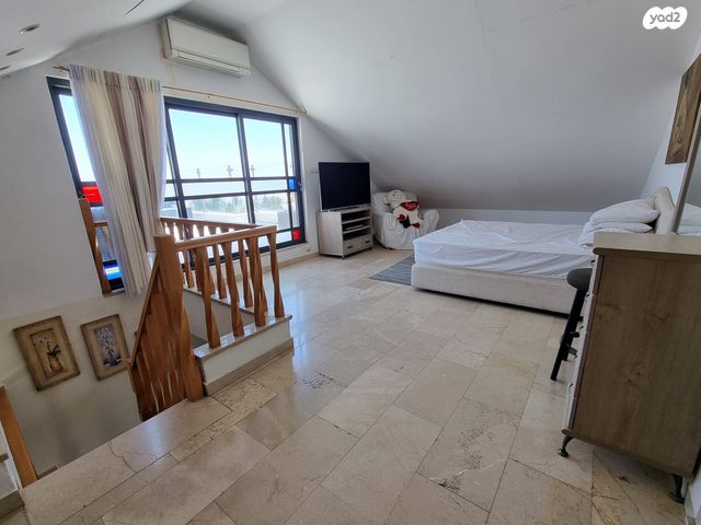 גג/ פנטהאוז, שמואל תמיר כצנלסון, פסגת זאב, ירושלים