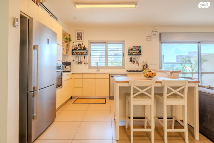 דירה, רובין 1, אבני חן, חריש