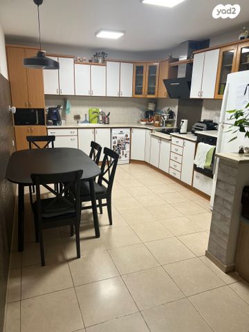 דירת גן, אלמוג, נצרת עילית / נוף הגליל