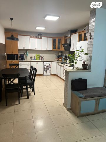 דירת גן, אלמוג, נצרת עילית / נוף הגליל