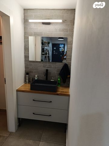 בית פרטי/ קוטג', מזכרת בתיה