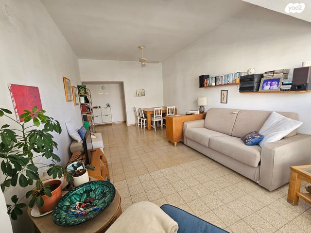 אשתורי הפרחי 