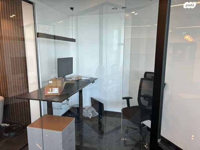 משרדים, הפארק הטכנולוגי, מודיעין מכבים רעות