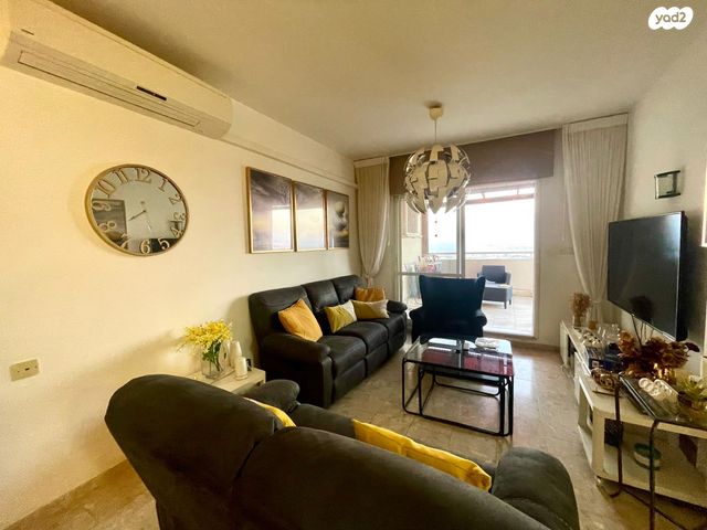 דירה, נתיב חן, נווה שאנן, חיפה