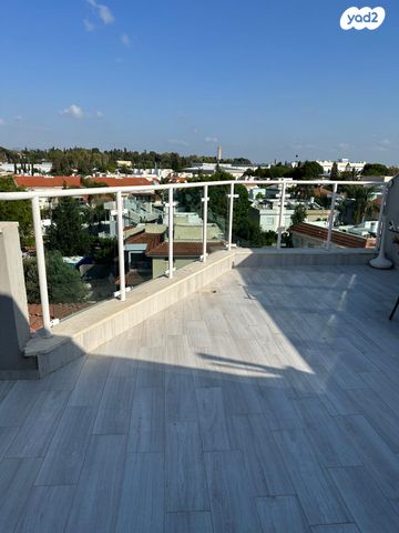 גג/ פנטהאוז