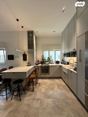 דירה, פינסקר 7, לב תל אביב, לב העיר צפון, תל אביב יפו