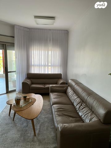 גג/ פנטהאוז, נהריה