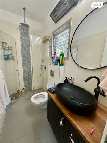 דירה, ראשונים, כפר סבא