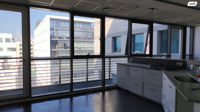 משרדים, הברזל, עתידים, אזור התעסוקה רמת החייל, תל אביב יפו