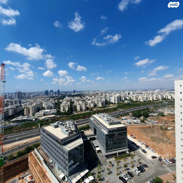 גג/ פנטהאוז, הדובדבן, קרית אונו