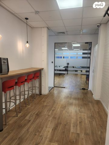 משרדים, רעננה