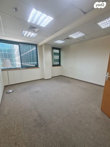 משרדים, הר החוצבים, ירושלים