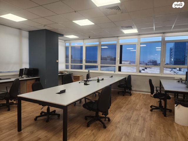 משרדים, רעננה