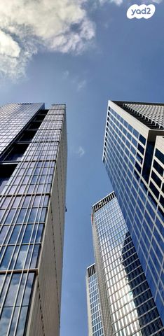 משרדים, מונטיפיורי, הרכבת, תל אביב יפו