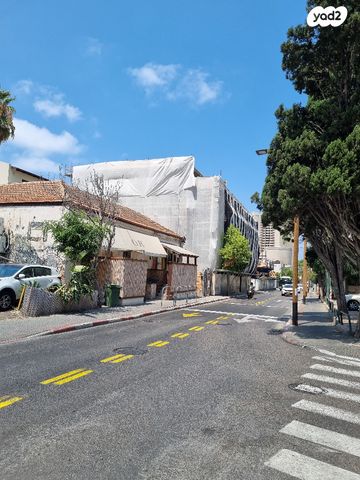 יצחק אלחנן 18