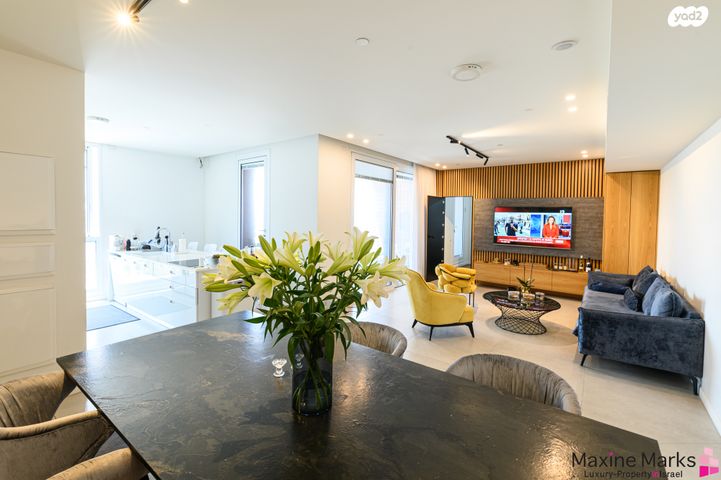 דירה, אהוד מנור, עיר ימים, נתניה