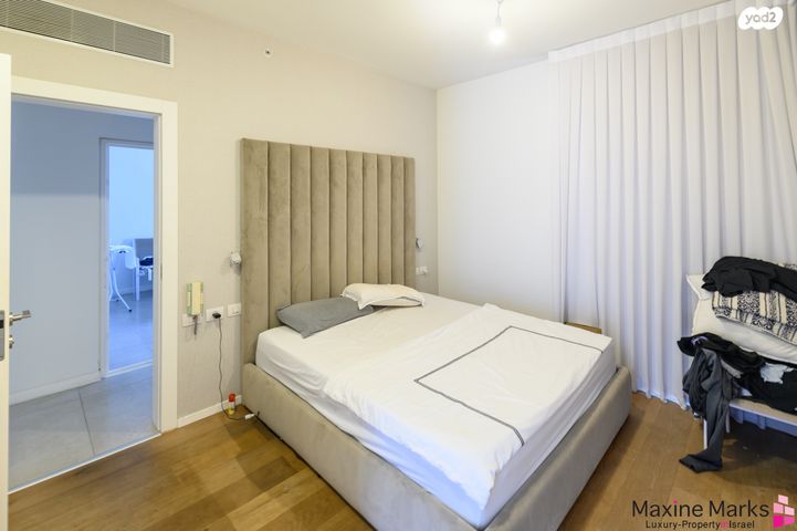 דירה, אהוד מנור, עיר ימים, נתניה