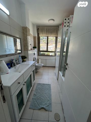 גג/ פנטהאוז, אליהו קורן, חומת שמואל, הר חומה, ירושלים