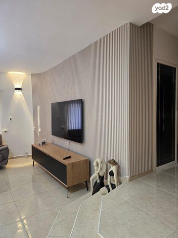 בית פרטי/ קוטג', משעול חומה ומגדל 17, נאות יצחק רבין, שדרות