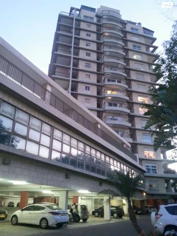 דירה, רמות יצחק, נשר