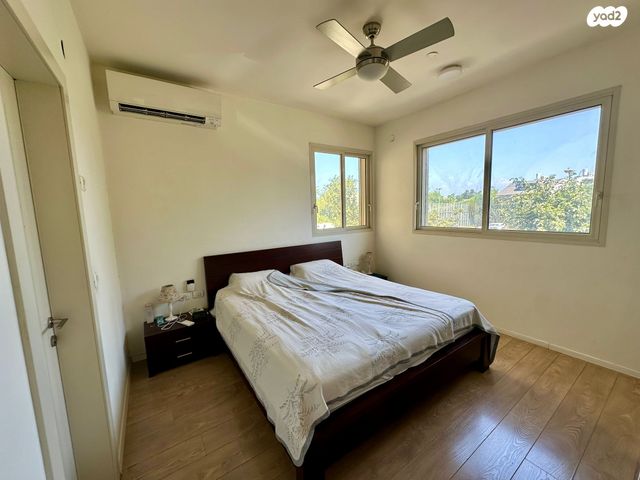 דירת גן, הרצליה הצעירה, הרצליה