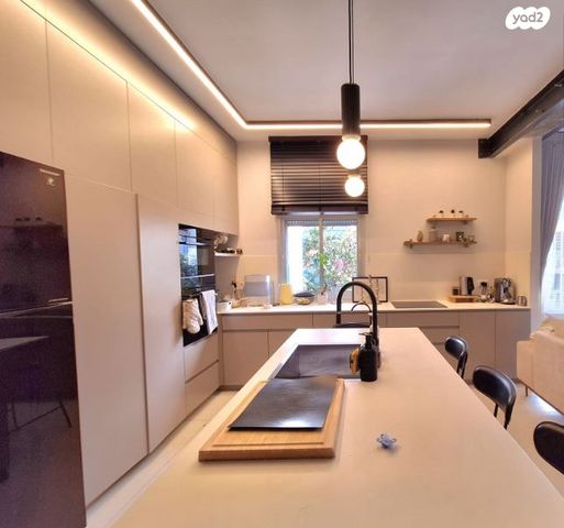 דירה, יונתן הופסי, הצפון החדש - צפון, תל אביב יפו